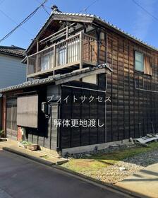 新潟県長岡市蔵王１丁目