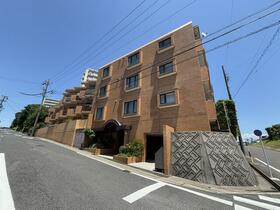 ライオンズマンション一社南Ｂ棟　”地下鉄東山線「一社」駅歩９分”庭付”