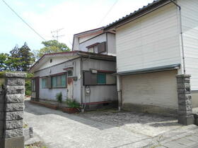 山形県東田川郡三川町大字横川字家岸