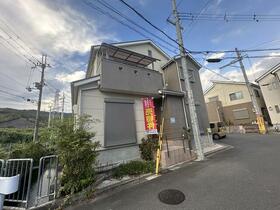 大阪府高槻市萩之庄３丁目