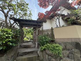 神奈川県鎌倉市極楽寺４丁目