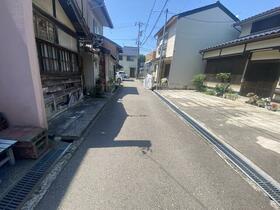 石川県金沢市材木町