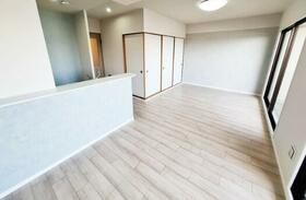 大阪府堺市堺区錦綾町３丁