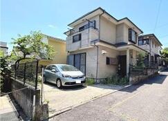 神奈川県厚木市飯山南１丁目
