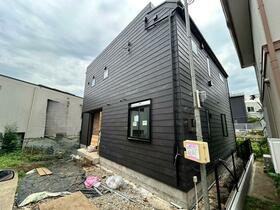 東京都世田谷区中町２丁目