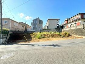 神奈川県座間市入谷東３丁目