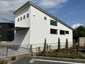 山梨県中巨摩郡昭和町清水新居
