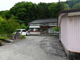 山形県酒田市新出字佐渡