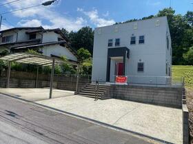 三重県名張市つつじが丘南８番町