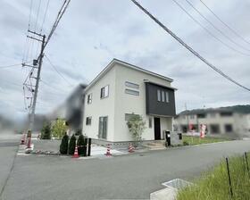 京都府亀岡市千代川町明晴６丁目