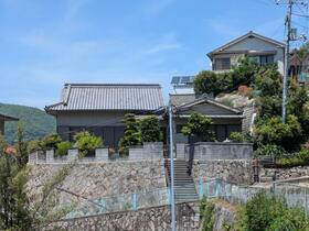 広島県尾道市栗原東２丁目