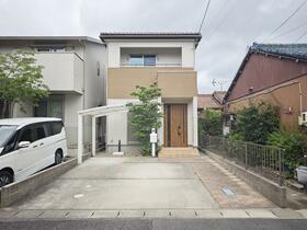 愛知県春日井市南花長町