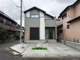 埼玉県越谷市赤山町３丁目