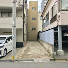 東京都墨田区亀沢４丁目