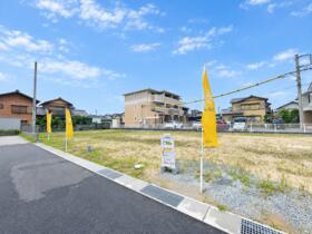 三重県津市美川町