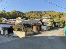 山梨県西八代郡市川三郷町岩間