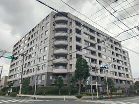 東京都世田谷区下馬１丁目