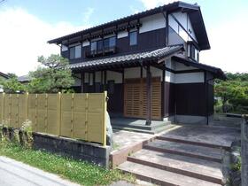 富山県下新川郡入善町椚山