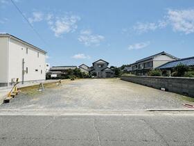 愛知県豊川市中条町小松