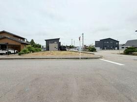 富山県高岡市問屋町