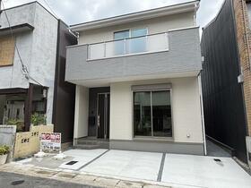 京都府京都市山科区御陵岡町