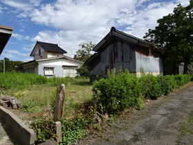 山形県酒田市新堀字豊森