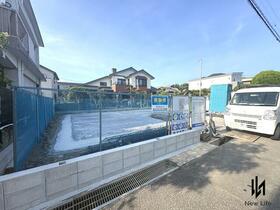 福岡県北九州市小倉南区若園１丁目