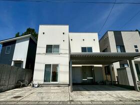秋田県秋田市新屋比内町