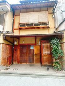 京都府京都市東山区宮川筋６丁目