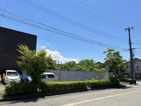 石川県白山市若宮３丁目
