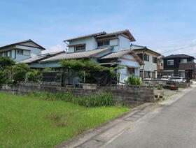 徳島県徳島市応神町古川字東