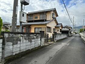 愛媛県松山市水泥町