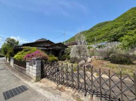 山梨県笛吹市石和町松本