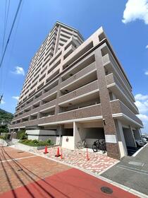 アール・フォーレ春の町