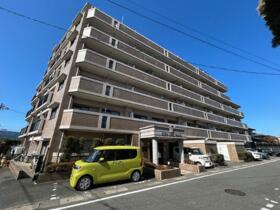 福岡県春日市白水ヶ丘３丁目