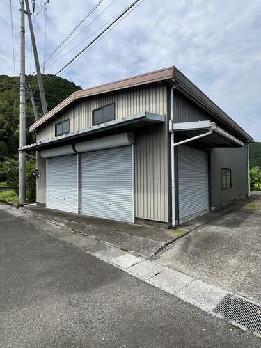 detached 高知県高岡郡四万十町下呉地