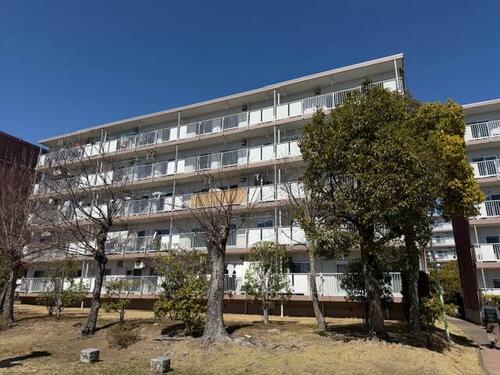 神奈川県伊勢原市高森５丁目 中古マンション 外観