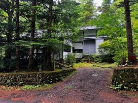 長野県北佐久郡軽井沢町大字長倉