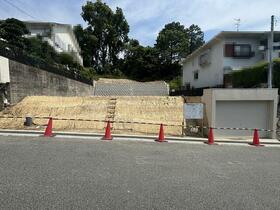 奈良県奈良市六条緑町１丁目