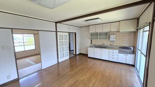 小金原団地６−７街区３棟 中古マンション 外観