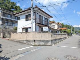 山梨県甲府市山宮町