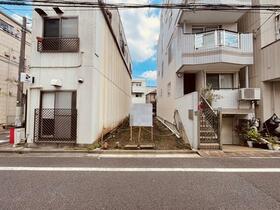 東京都世田谷区三軒茶屋２丁目