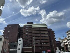 ジェーナスラッキー
