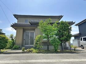 富山県砺波市秋元