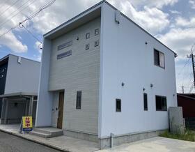 富山県富山市本郷町