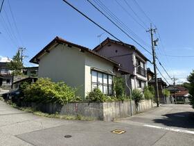 石川県金沢市鈴見台2丁目