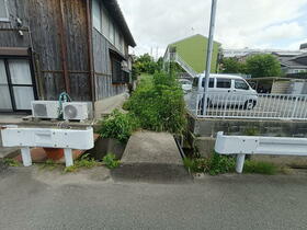 愛知県半田市苗代町２丁目