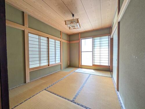 detached 埼玉県北足立郡伊奈町大字小室
