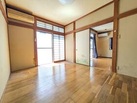 埼玉県北足立郡伊奈町大字小室