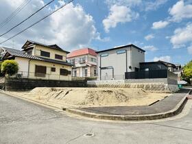 奈良県生駒郡平群町若葉台３丁目
